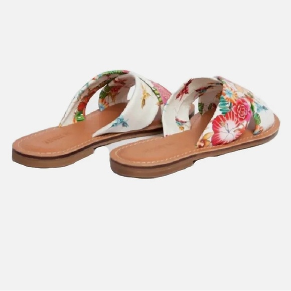 Women's Andra Cross Sandal size 10 - Picture 2 of 3